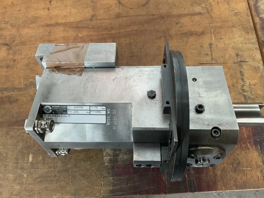 Ölmotor Werkzeuggreifer Stama 28.698.00-Index