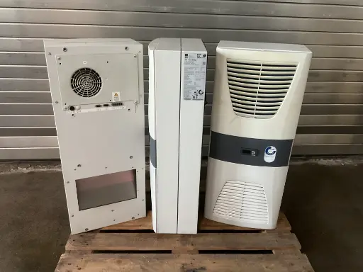 [PR/03145] Rittal Schaltschrank Kühlgerät SK 3304500