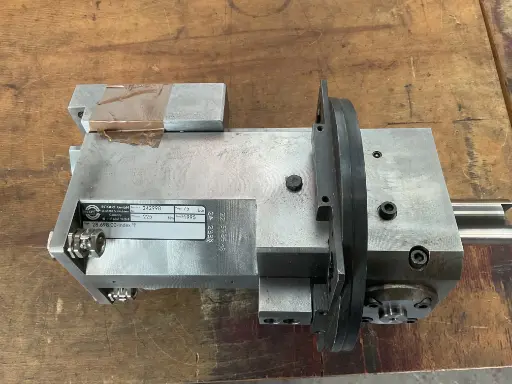 [PR/05261] Ölmotor Werkzeuggreifer Stama 28.698.00-Index