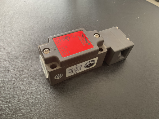 [PR/05265] Euchner N21VZ-3131E-M