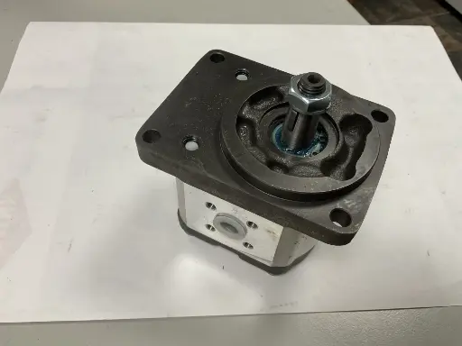 [PR/05367] AZPF-11 Aussenzahnradpumpe 008RCB20MB